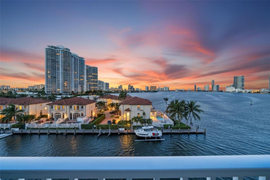 For Rent: $2,700 (1 beds, 1 baths, 837 Square Feet)