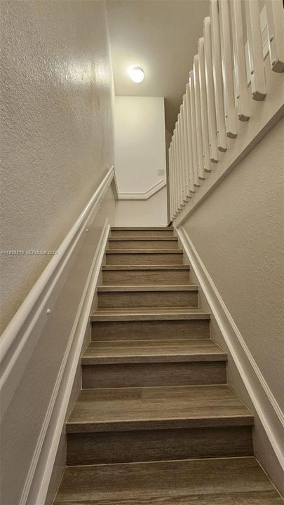 For Rent: $3,500 (3 beds, 2 baths, 1610 Square Feet)