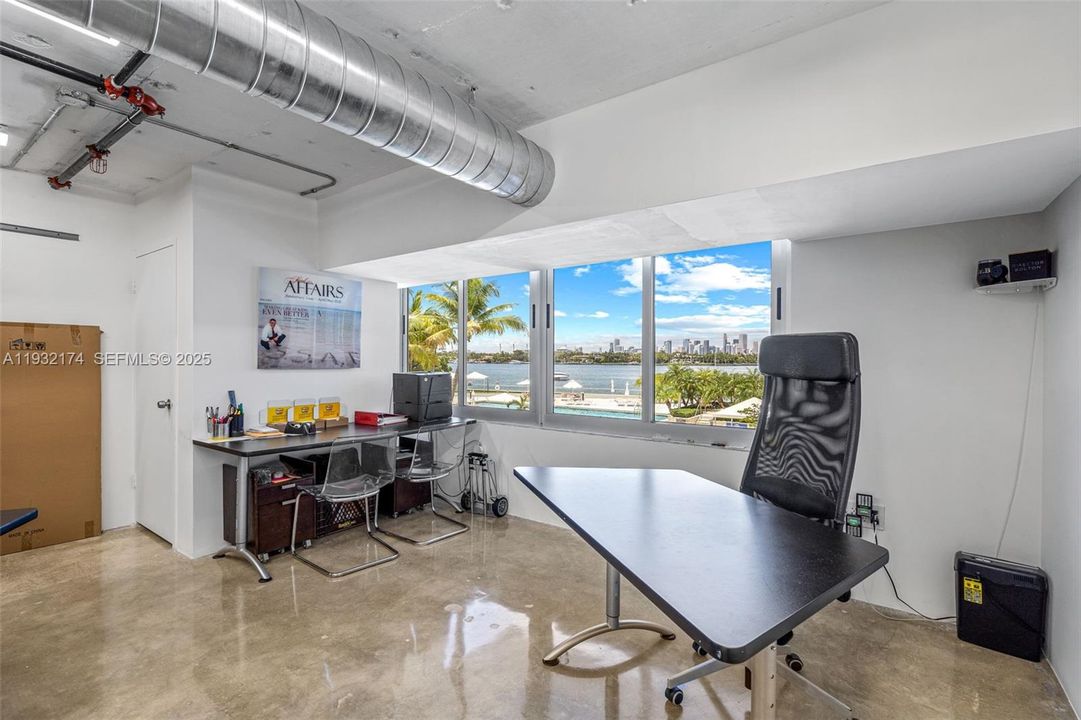 На продажу: $374,000 (0 спален, 0 ванн, 0 Квадратных фут)