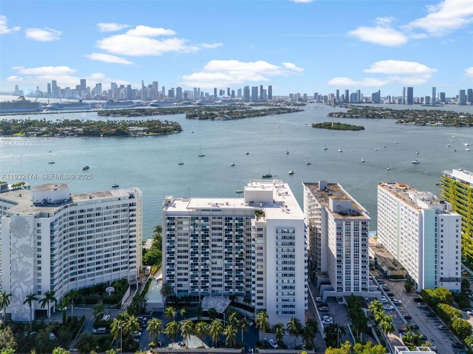 На продажу: $374,000 (0 спален, 0 ванн, 0 Квадратных фут)