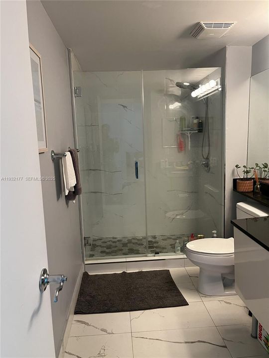 For Rent: $3,800 (2 beds, 2 baths, 1117 Square Feet)