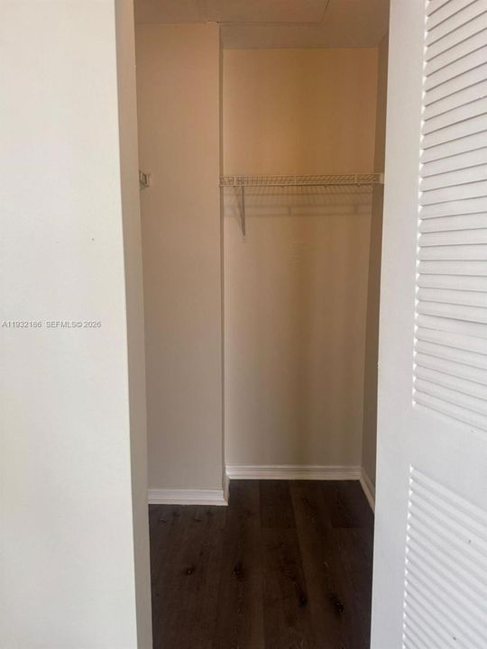 待售: $229,000 (3 贝兹, 2 浴室, 1300 平方英尺)