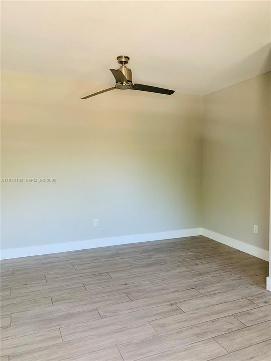 В аренду: $1,889 (0 спален, 1 ванн, 400 Квадратных фут)