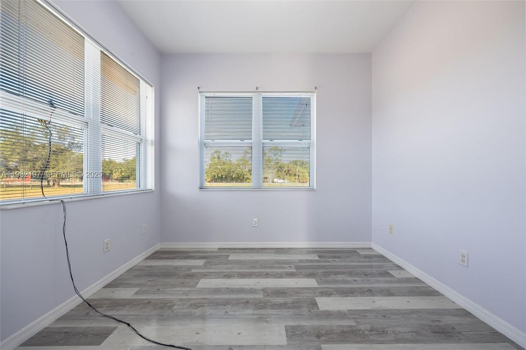 待售: $749,000 (4 贝兹, 3 浴室, 0 平方英尺)