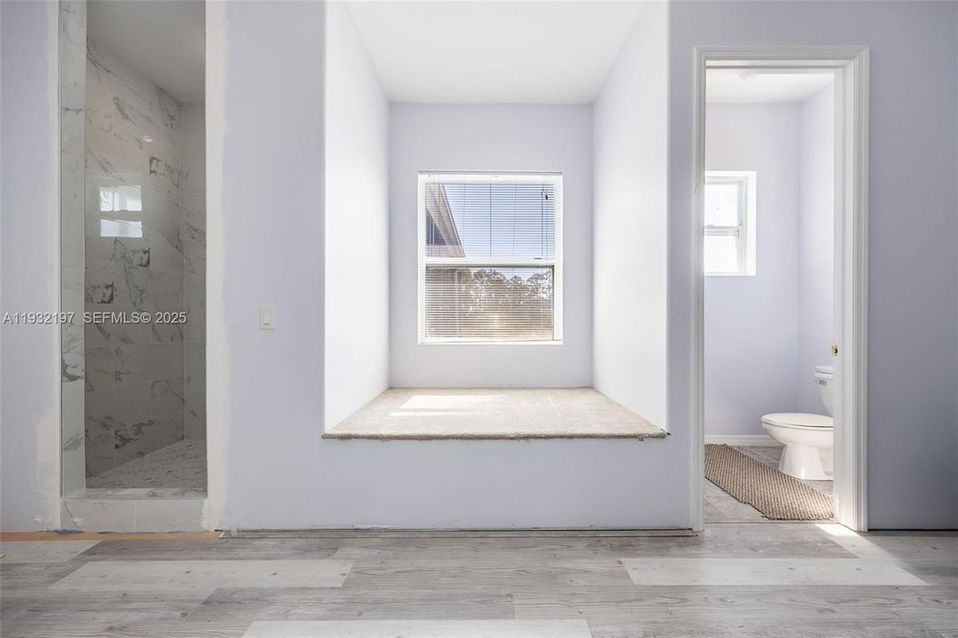 待售: $749,000 (4 贝兹, 3 浴室, 0 平方英尺)