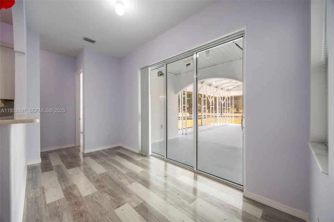 待售: $749,000 (4 贝兹, 3 浴室, 0 平方英尺)