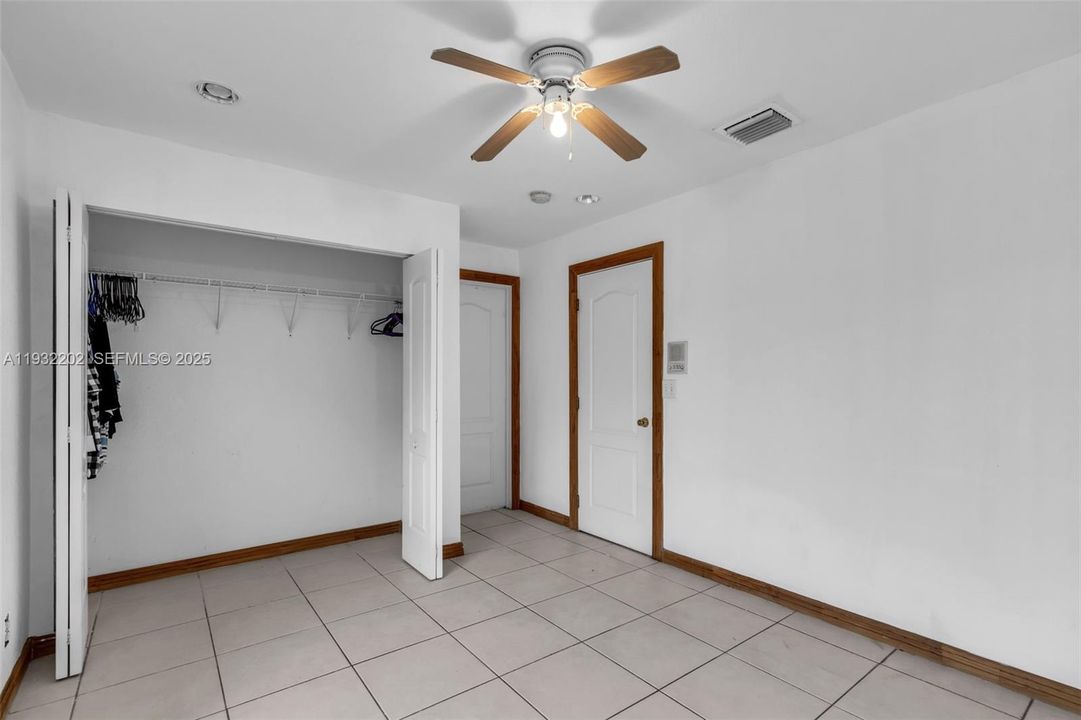 На продажу: $725,000 (4 спален, 4 ванн, 2905 Квадратных фут)