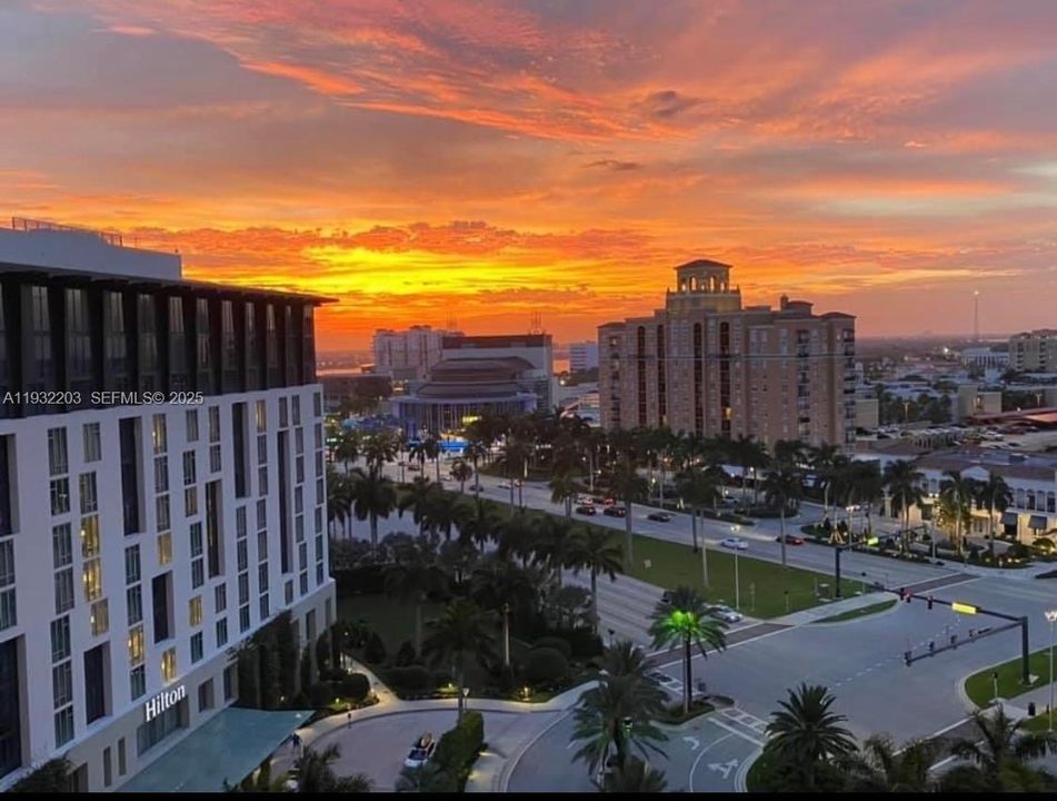 En Venta: $418,000 (1 camas, 1 baños, 755 Pies cuadrados)