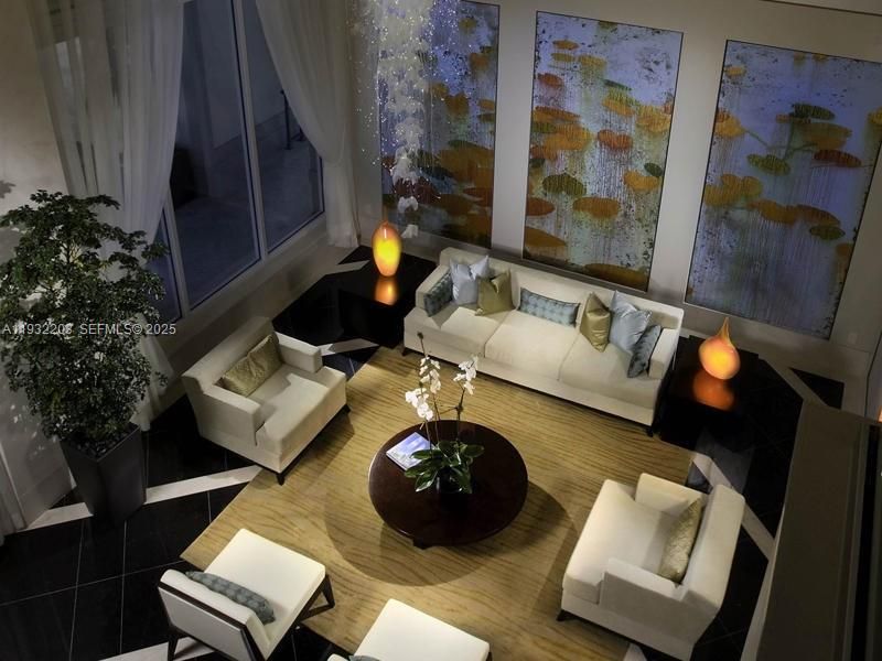 En Venta: $418,000 (1 camas, 1 baños, 755 Pies cuadrados)