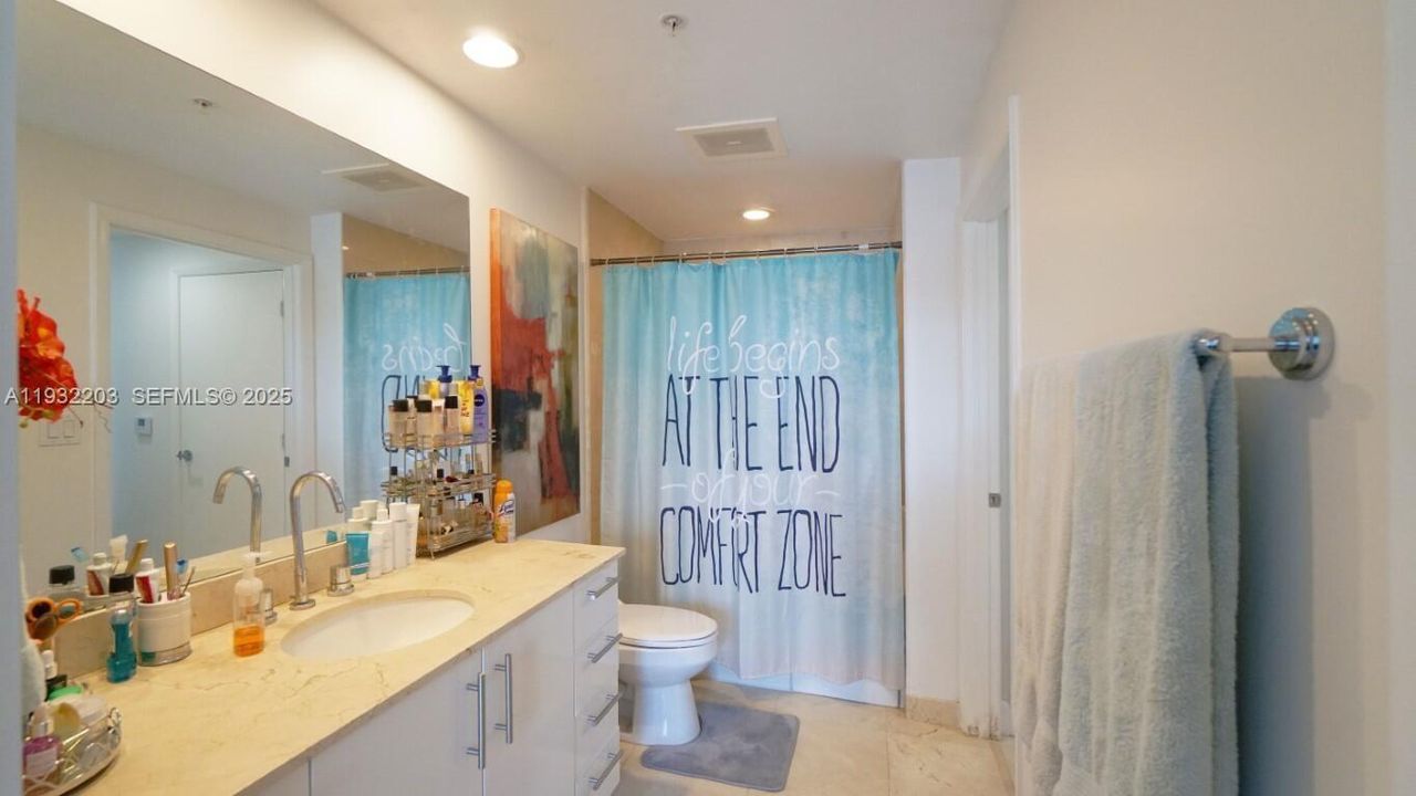 En Venta: $418,000 (1 camas, 1 baños, 755 Pies cuadrados)