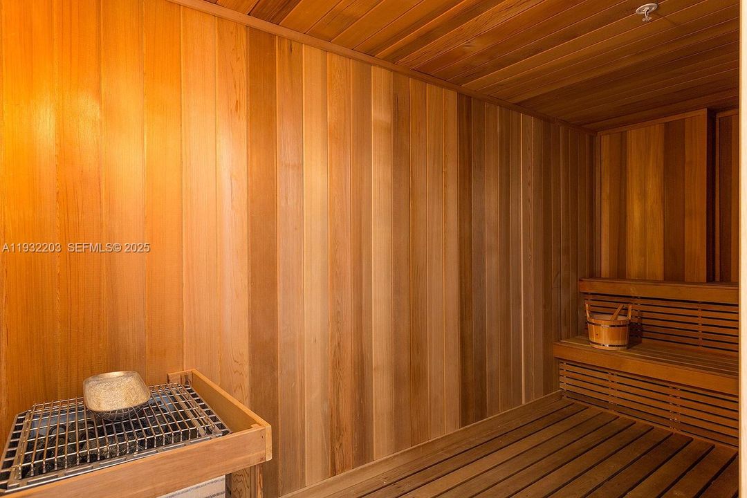 En Venta: $418,000 (1 camas, 1 baños, 755 Pies cuadrados)