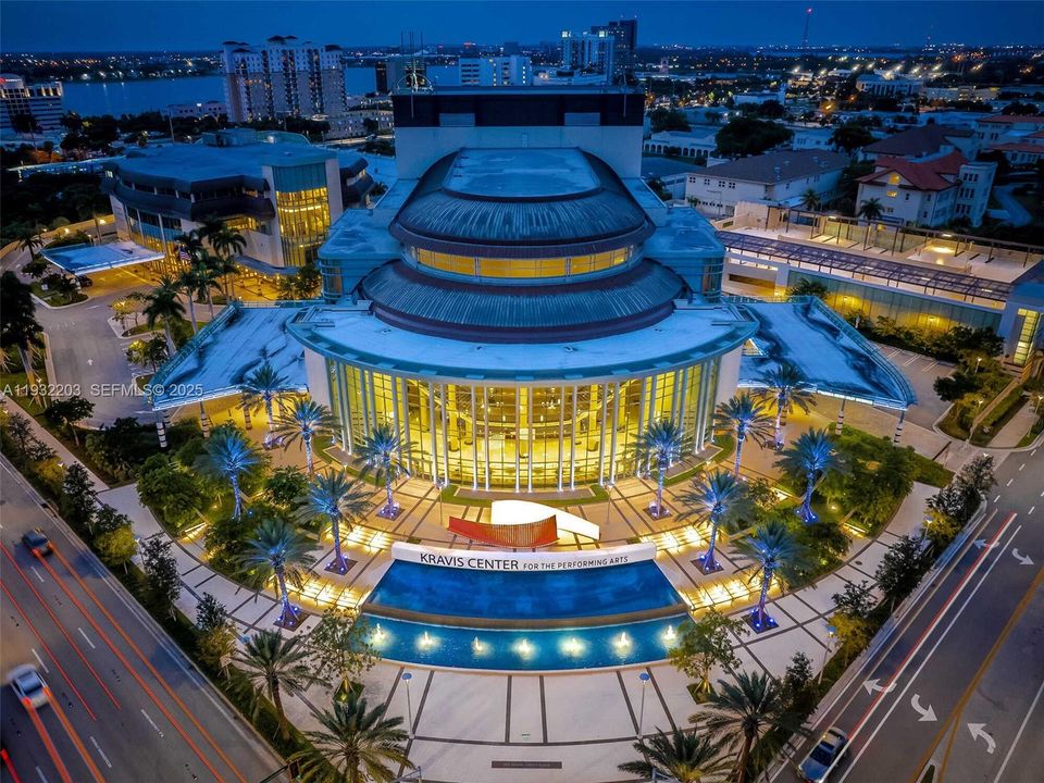 En Venta: $418,000 (1 camas, 1 baños, 755 Pies cuadrados)