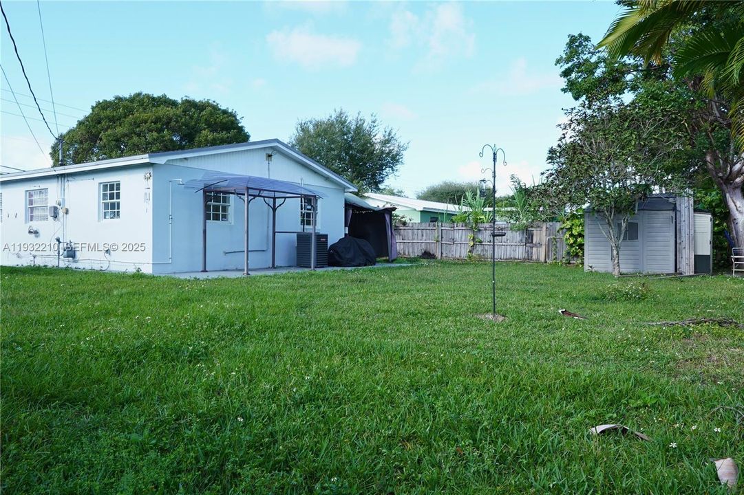 En Venta: $580,000 (3 camas, 1 baños, 888 Pies cuadrados)