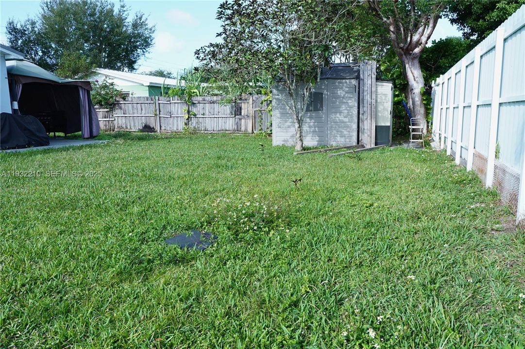 En Venta: $580,000 (3 camas, 1 baños, 888 Pies cuadrados)