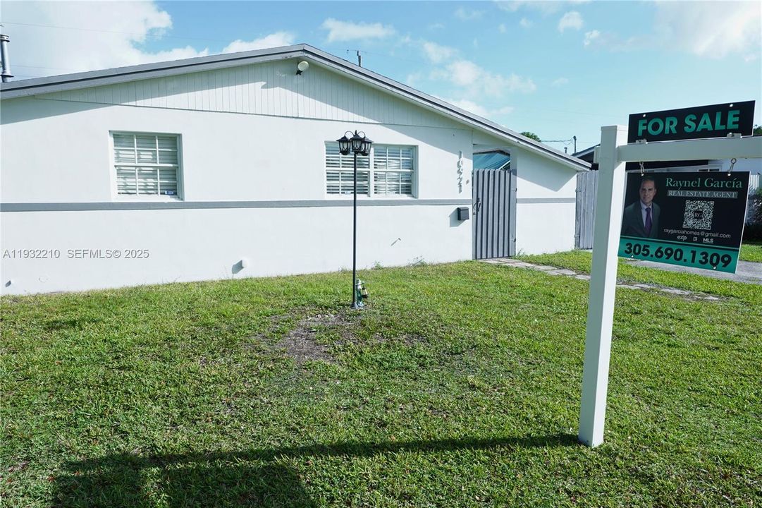 En Venta: $580,000 (3 camas, 1 baños, 888 Pies cuadrados)