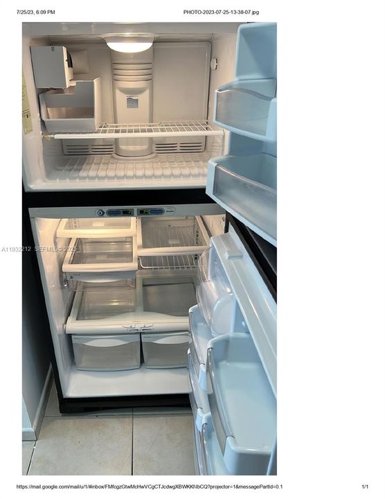 For Rent: $2,500 (2 beds, 2 baths, 870 Square Feet)