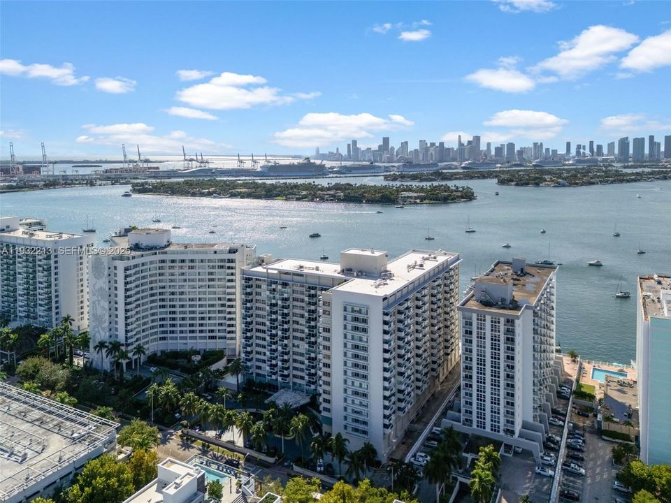 На продажу: $135,000 (0 спален, 0 ванн, 0 Квадратных фут)