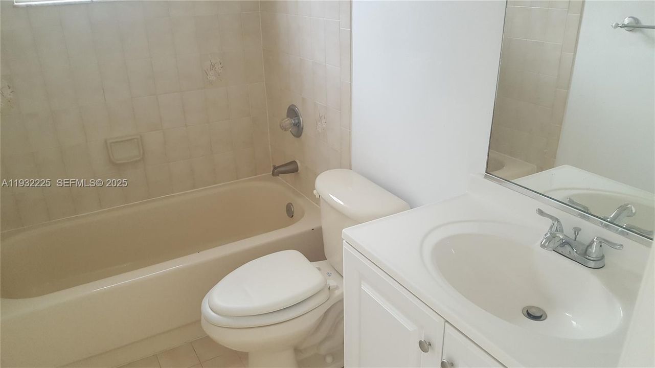 For Rent: $3,200 (4 beds, 3 baths, 1729 Square Feet)