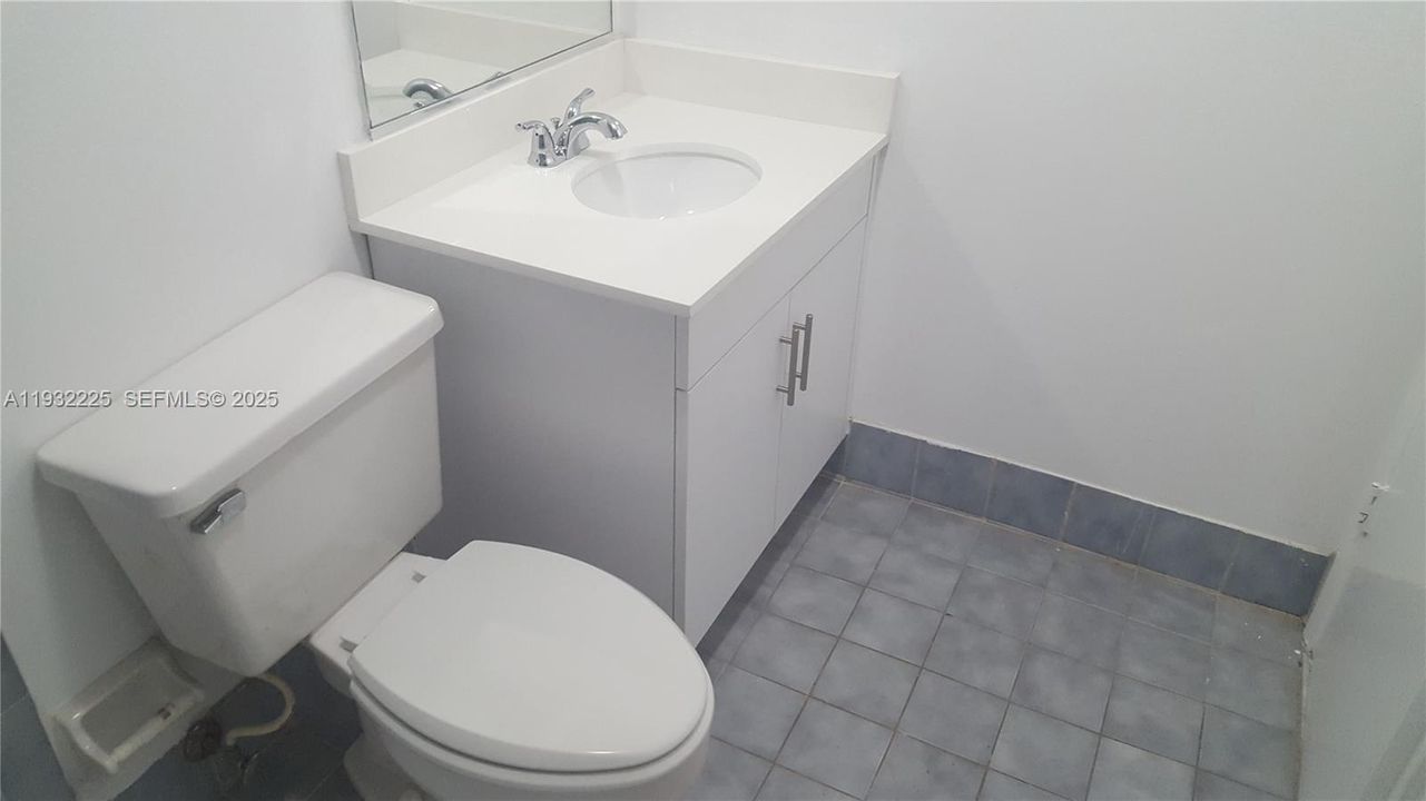 For Rent: $3,200 (4 beds, 3 baths, 1729 Square Feet)