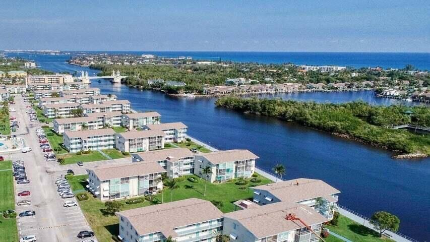 Aerial of Sterling Village