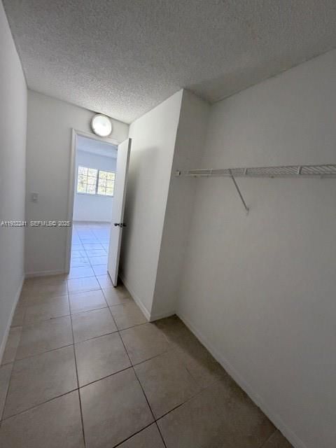 На продажу: $189,000 (1 спален, 1 ванн, 659 Квадратных фут)