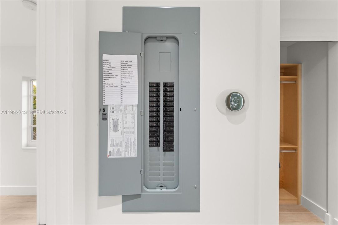 На продажу: $675,000 (3 спален, 2 ванн, 1144 Квадратных фут)