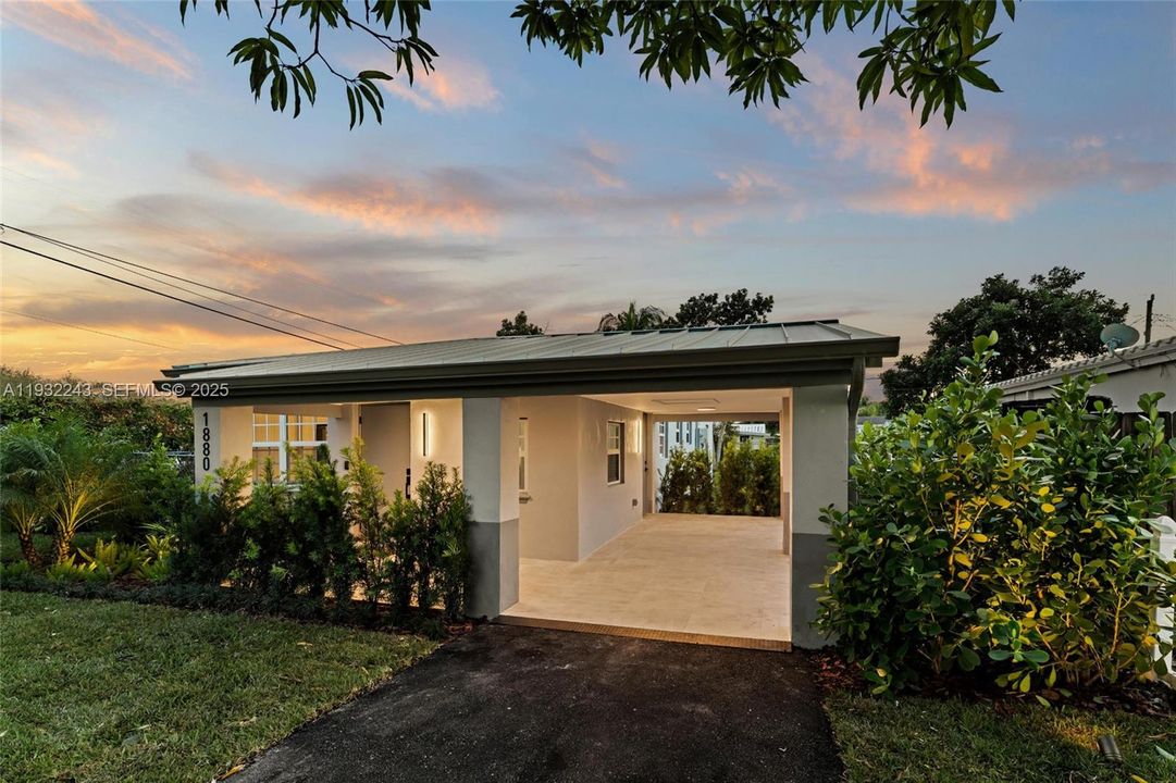 На продажу: $675,000 (3 спален, 2 ванн, 1144 Квадратных фут)