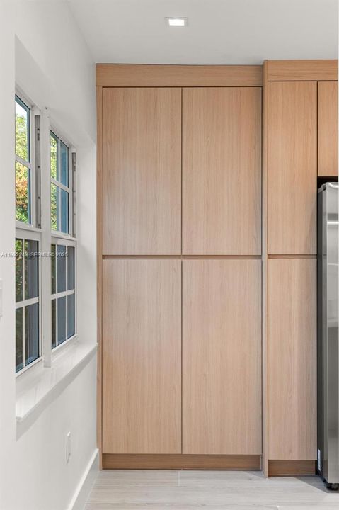 На продажу: $675,000 (3 спален, 2 ванн, 1144 Квадратных фут)