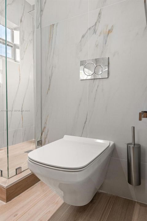 На продажу: $675,000 (3 спален, 2 ванн, 1144 Квадратных фут)