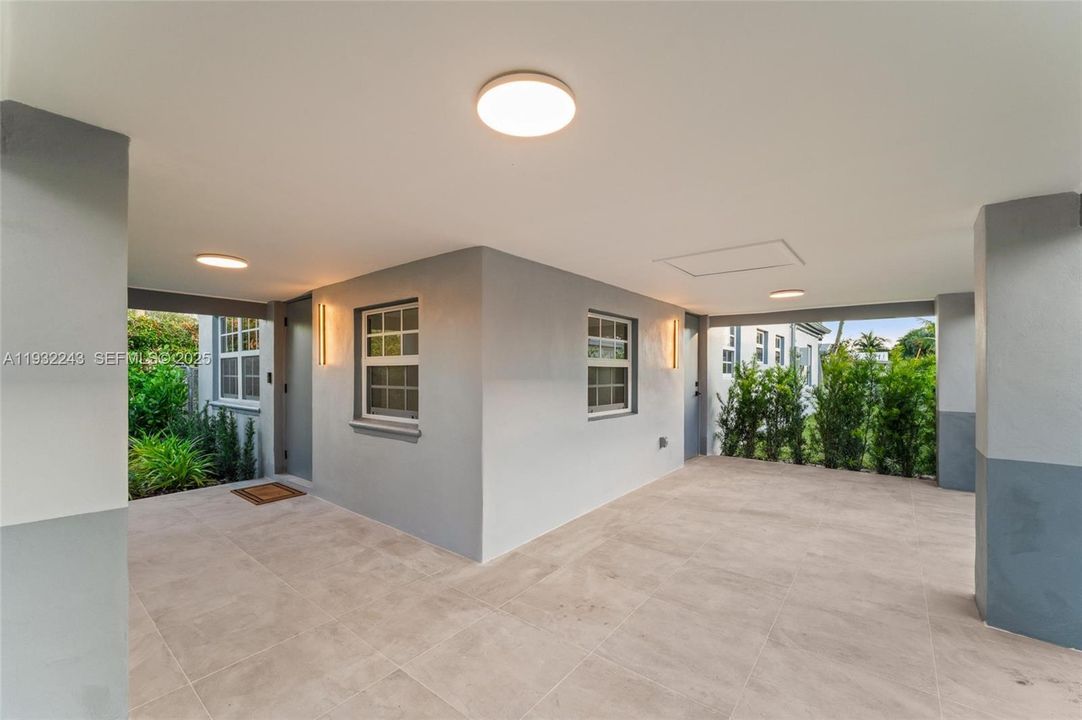 На продажу: $675,000 (3 спален, 2 ванн, 1144 Квадратных фут)