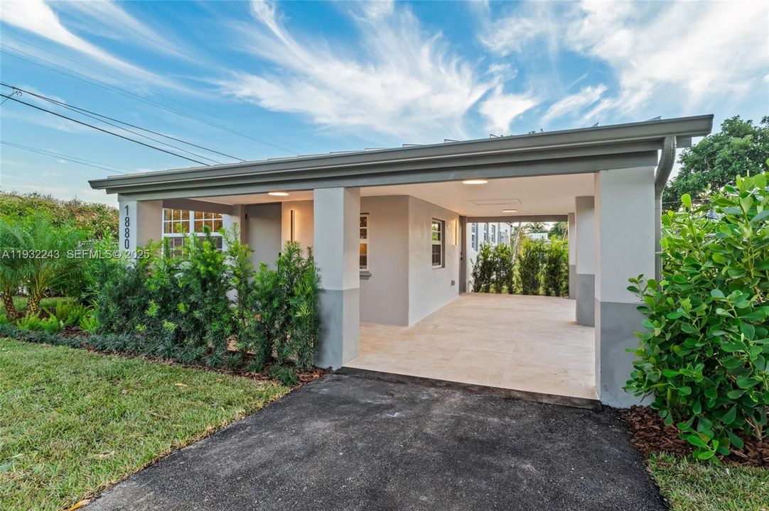 На продажу: $675,000 (3 спален, 2 ванн, 1144 Квадратных фут)