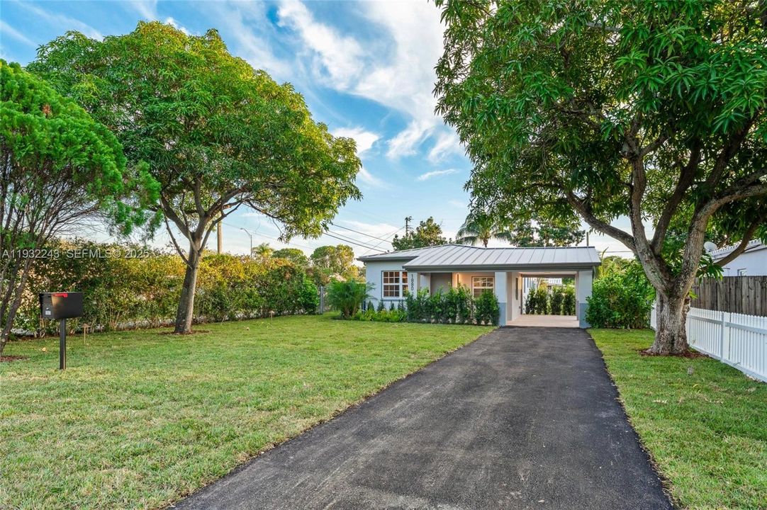 На продажу: $675,000 (3 спален, 2 ванн, 1144 Квадратных фут)