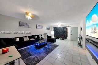 For Sale: $327,000 (3 beds, 2 baths, 1410 Square Feet)