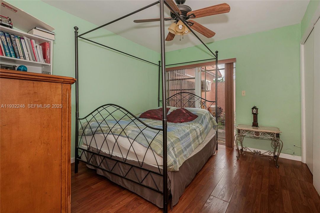 For Sale: $840,000 (3 beds, 2 baths, 1520 Square Feet)