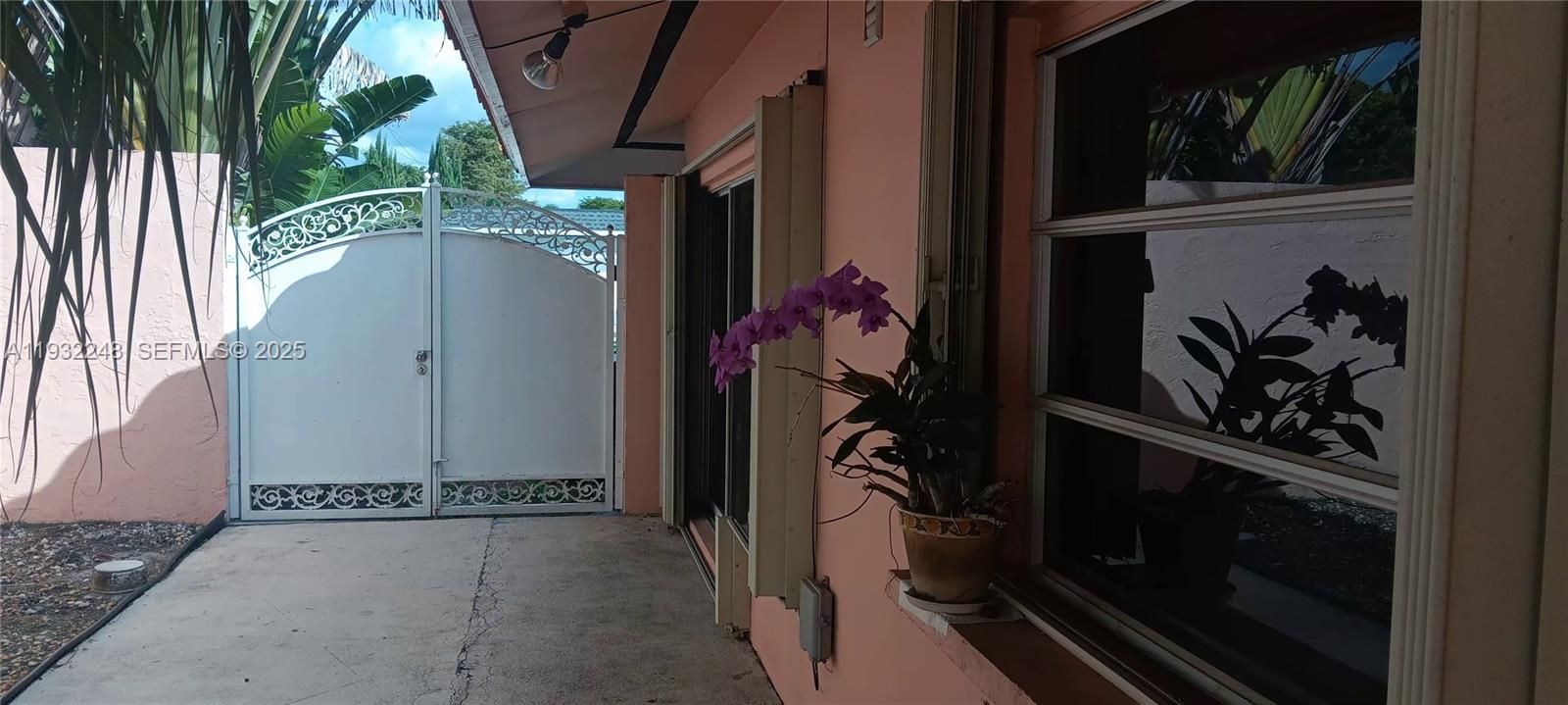 На продажу: $840,000 (3 спален, 2 ванн, 1520 Квадратных фут)