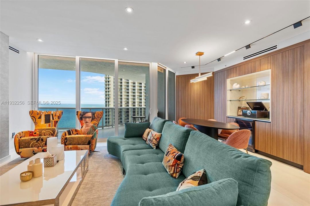 En Renta: $10,000 (3 camas, 2 baños, 1820 Pies cuadrados)