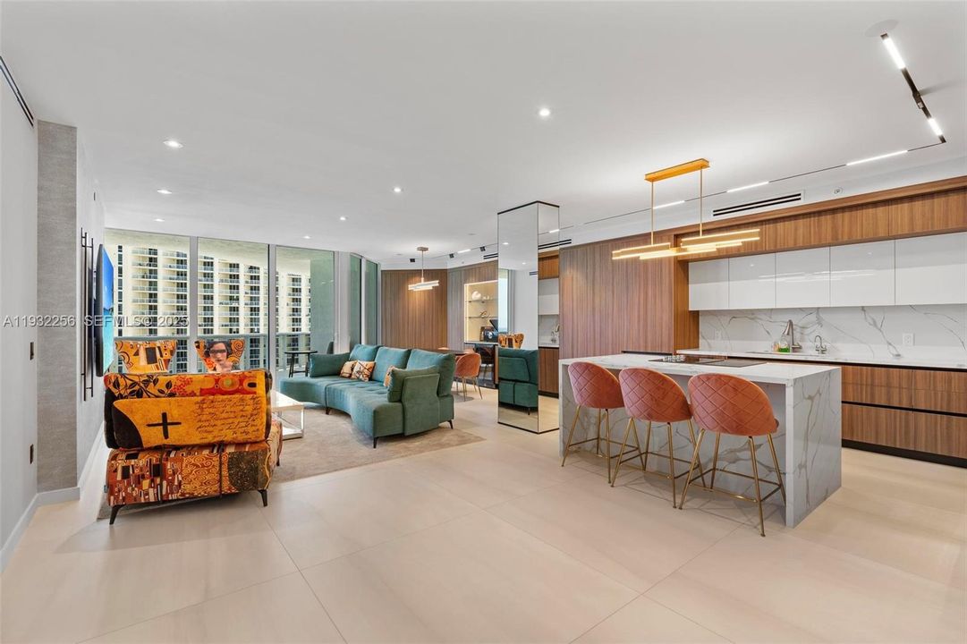 En Renta: $10,000 (3 camas, 2 baños, 1820 Pies cuadrados)