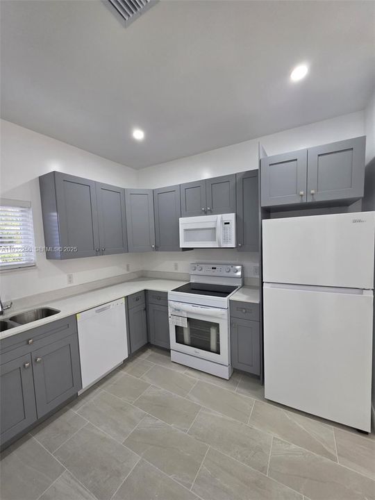 For Rent: $2,720 (3 beds, 2 baths, 0 Square Feet)