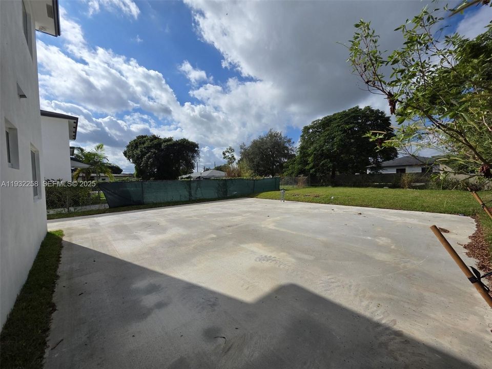 For Rent: $2,720 (3 beds, 2 baths, 0 Square Feet)