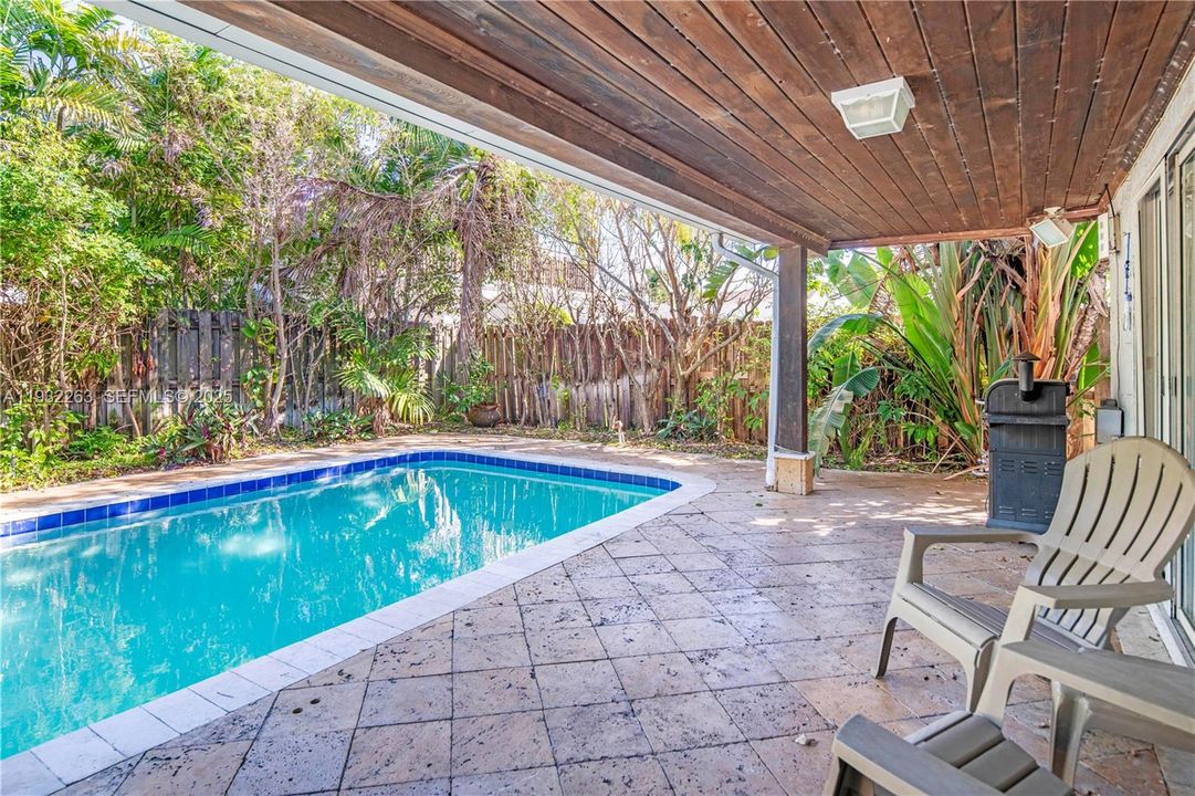 На продажу: $720,000 (3 спален, 2 ванн, 1494 Квадратных фут)