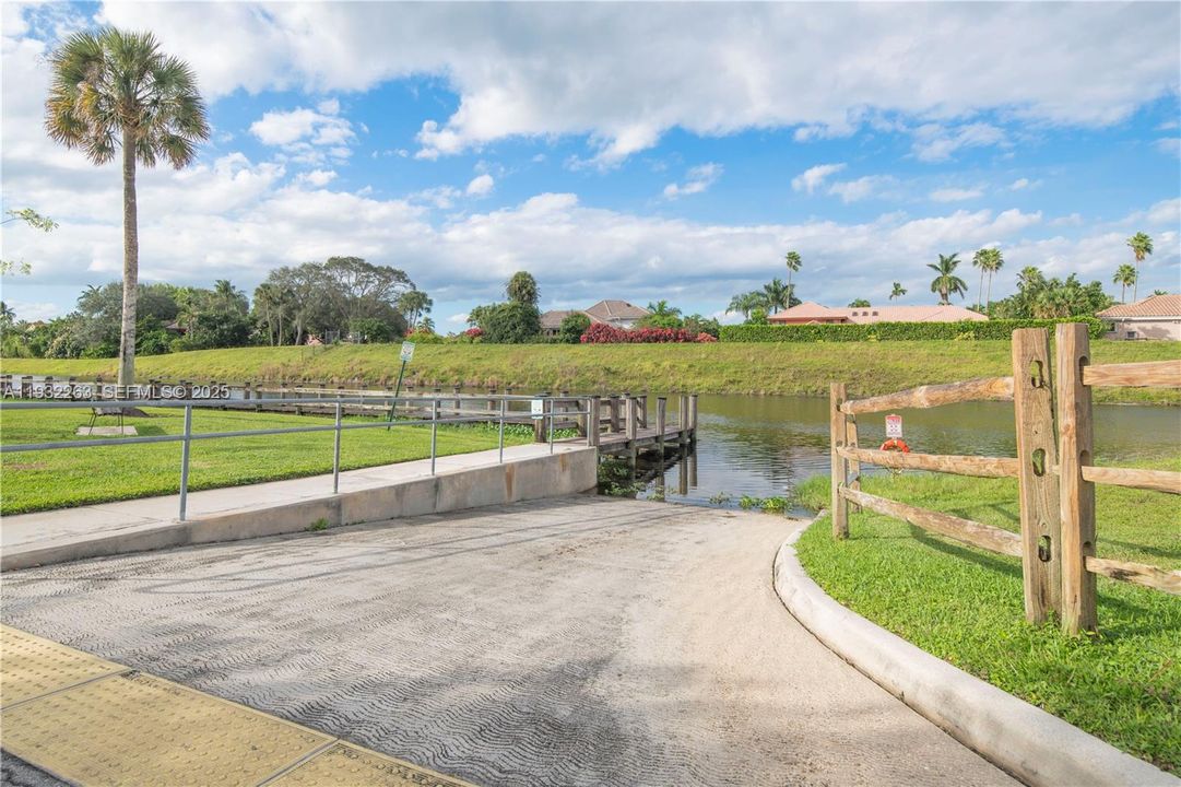 На продажу: $720,000 (3 спален, 2 ванн, 1494 Квадратных фут)