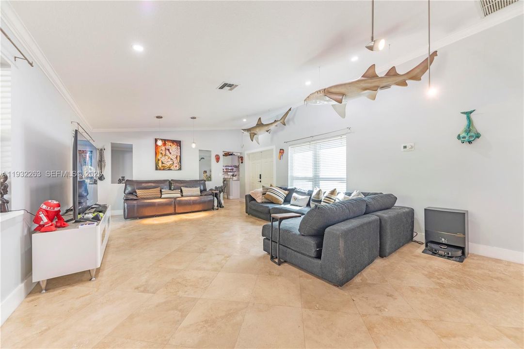 На продажу: $720,000 (3 спален, 2 ванн, 1494 Квадратных фут)