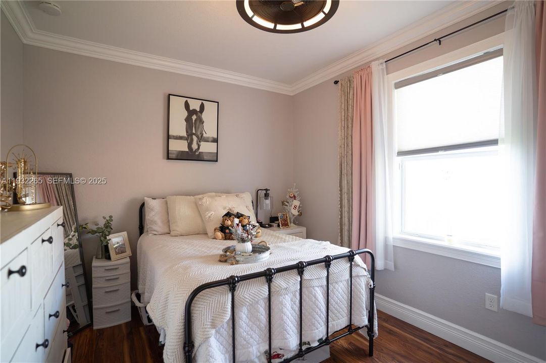 На продажу: $879,000 (4 спален, 3 ванн, 2437 Квадратных фут)