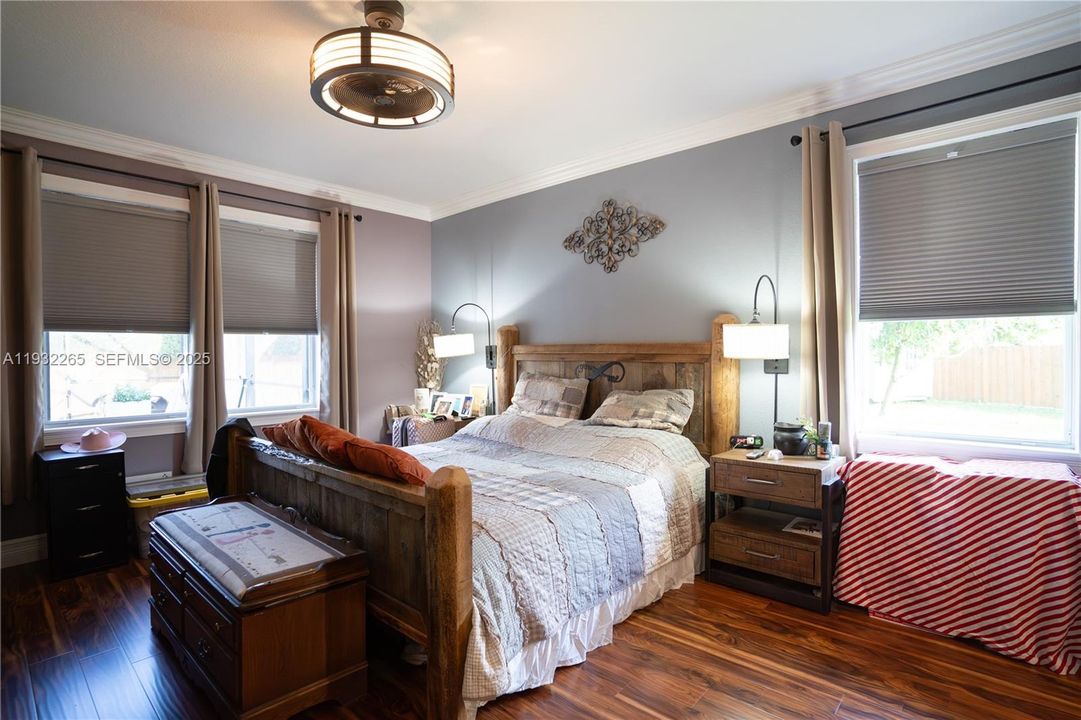 На продажу: $879,000 (4 спален, 3 ванн, 2437 Квадратных фут)