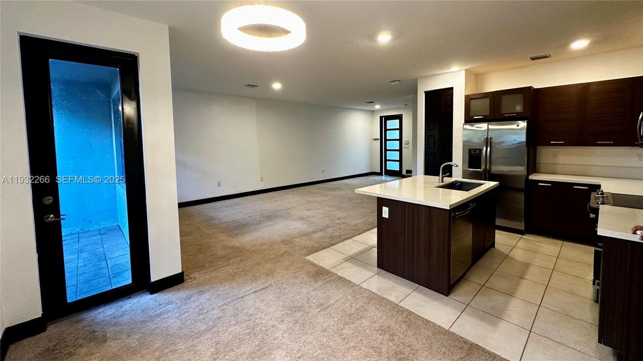 待售: $620,000 (3 贝兹, 2 浴室, 1588 平方英尺)