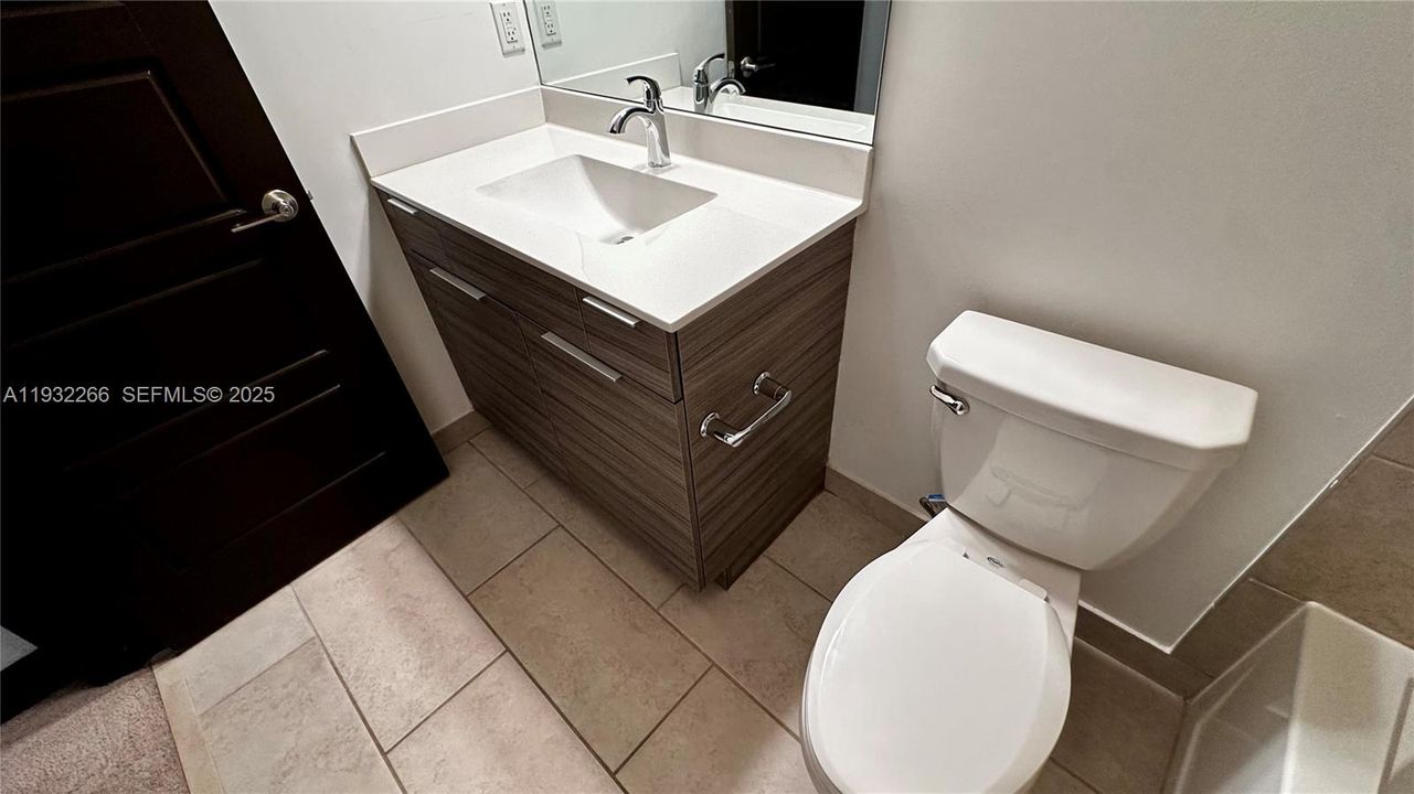 待售: $620,000 (3 贝兹, 2 浴室, 1588 平方英尺)