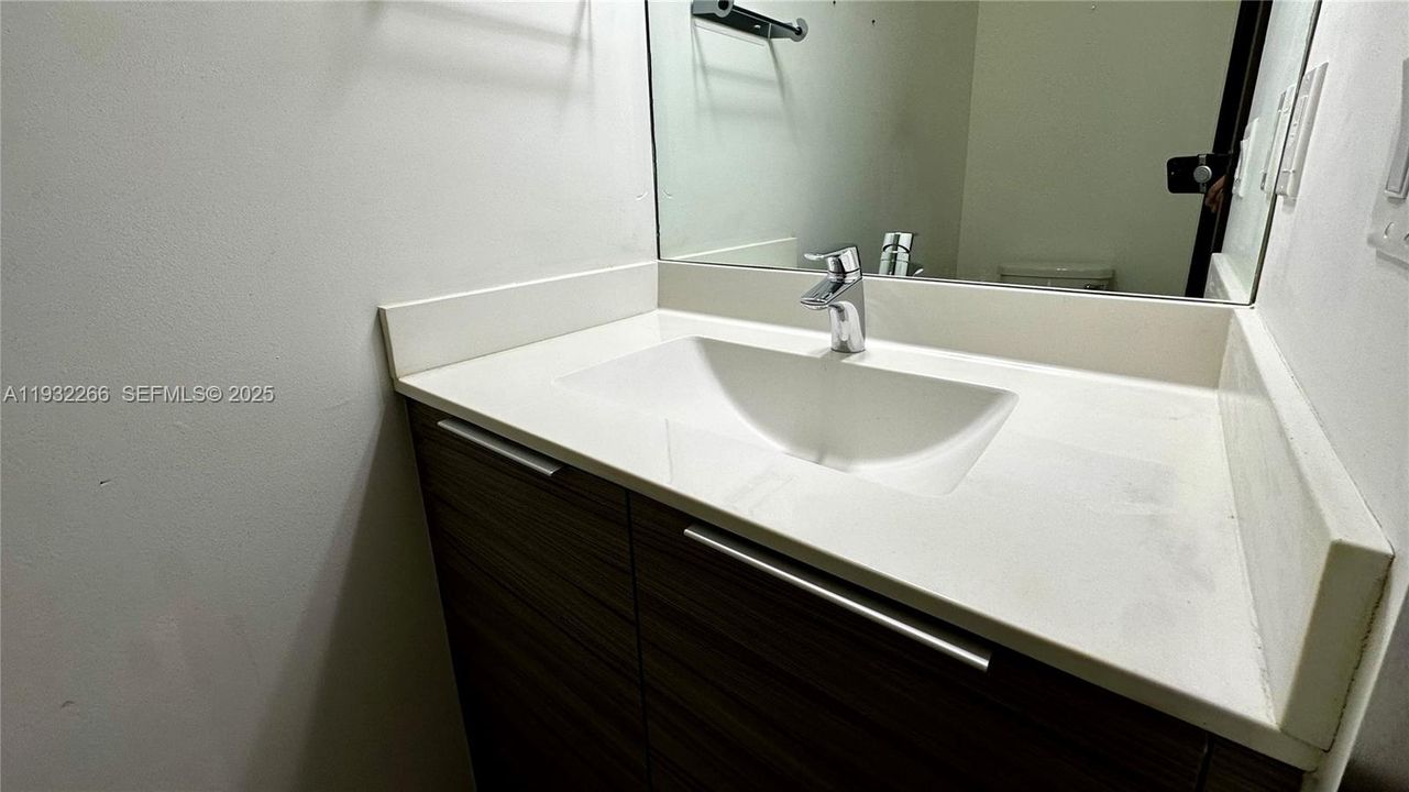 待售: $620,000 (3 贝兹, 2 浴室, 1588 平方英尺)