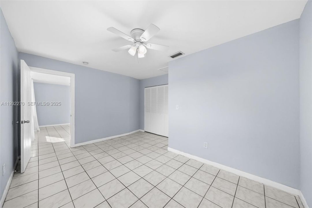 В аренду: $3,200 (3 спален, 2 ванн, 1244 Квадратных фут)