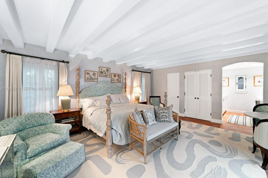 For Sale: $19,900,000 (6 beds, 6 baths, 6268 Square Feet)