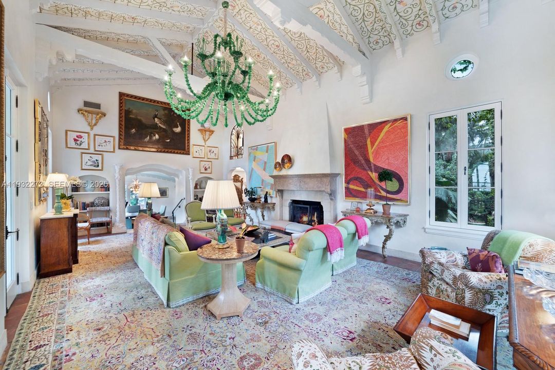 For Sale: $19,900,000 (6 beds, 6 baths, 6268 Square Feet)